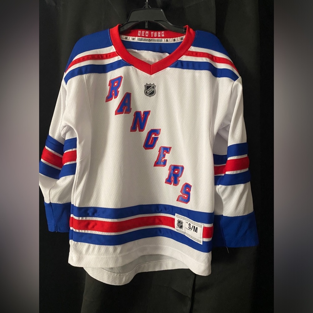 Womens NY Rangers jersey size small
